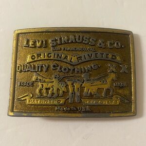 Vintage 1970s Levi Strauss & Co original riveted brads belt buckle